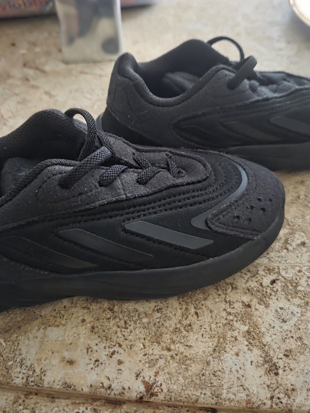 adidas Kids Black Low-Top Sneakers